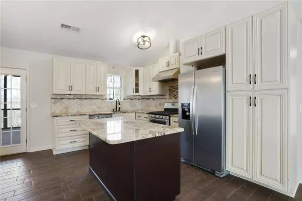 1507 Forest CT, Woodstock, GA 30188