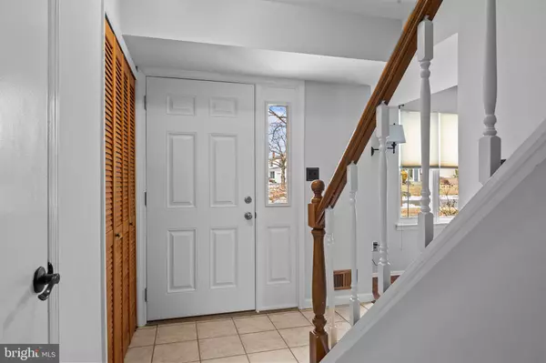 19 PIERSON DR, Hillsborough, NJ 08844