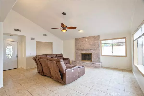 30334 Emperor DR, Canyon Lake, CA 92587