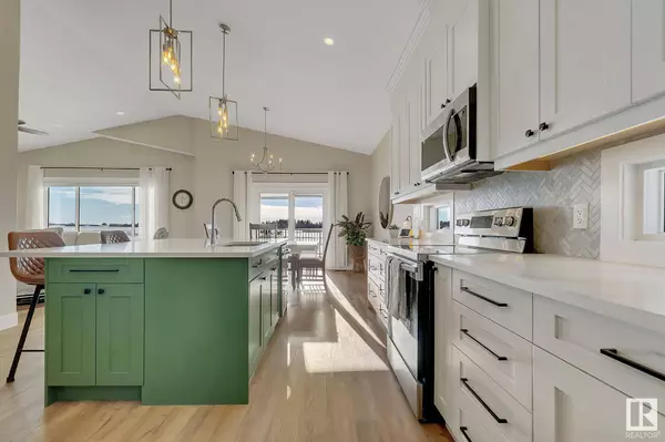 4 BOULDER CO, Leduc, AB T9E 1H2