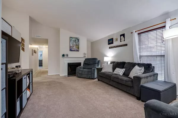 844 Stanford Ct, Trenton, OH 45067