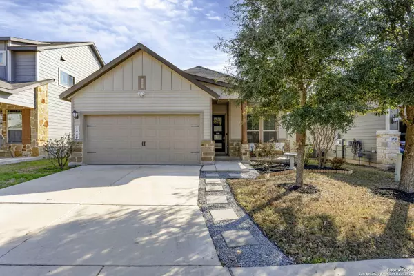 11726 TROUBADOUR TRL, San Antonio, TX 78245-2068