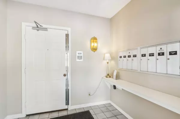 83 Golf Parkway #F, Madison, WI 53704