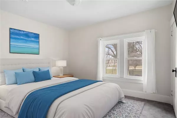 9340 Louisville ST, Louisville, OH 44641