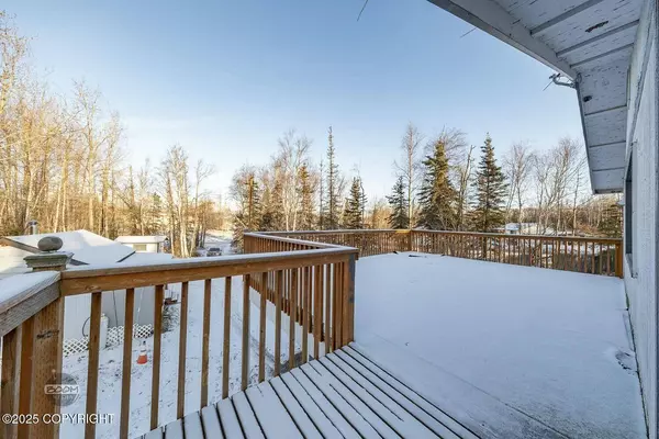 100 W JENSEN CIR, Wasilla, AK 99654