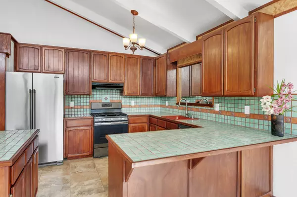 64-5270 HOOHOA ST, Kamuela, HI 96743