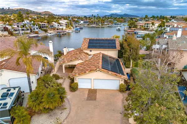 30334 Emperor DR, Canyon Lake, CA 92587