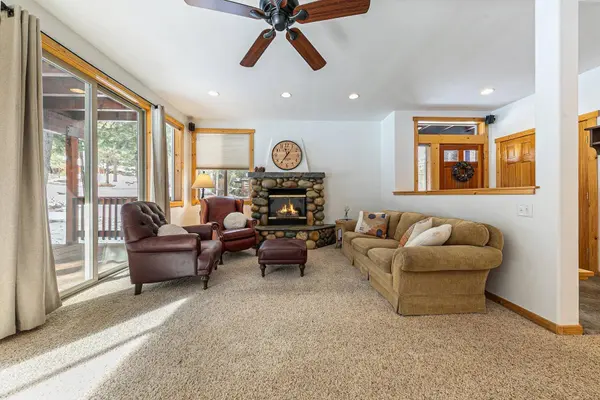 12678 Hidden Circle #2, Truckee, CA 96161