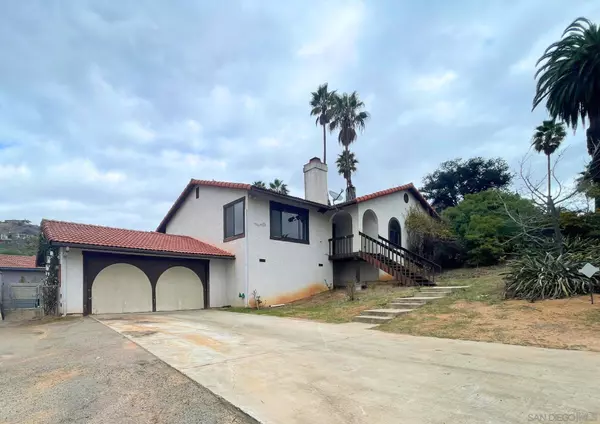 1466 Conway Dr, Escondido, CA 92027