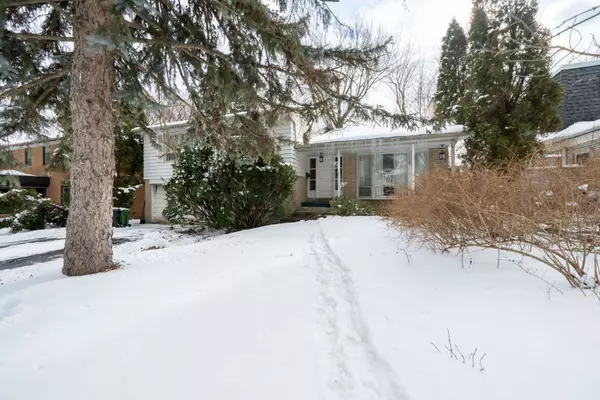 37 Danville DR, Toronto C12, ON M2P 1J2