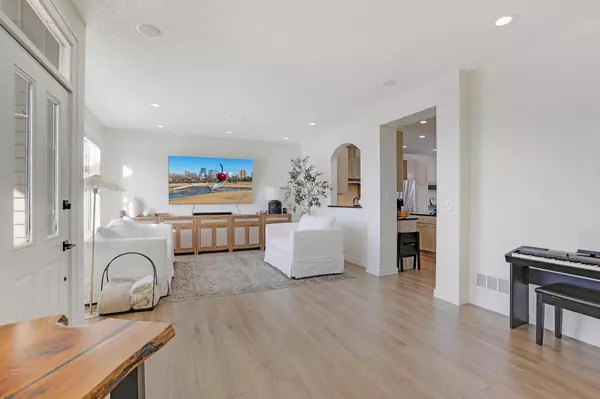 13902 52nd AVE N, Plymouth, MN 55446