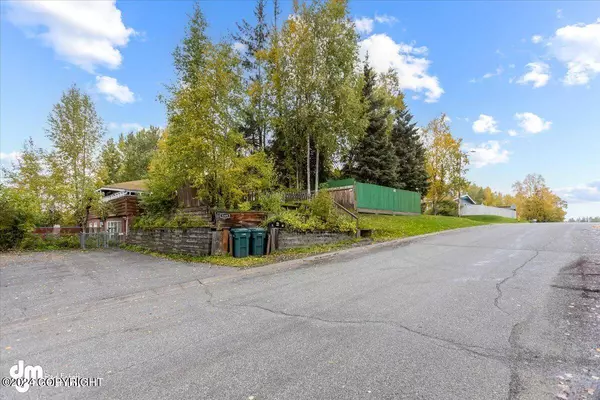 5209 Caribou AVE, Anchorage, AK 99508