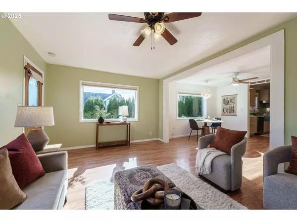 1419 NE GARFIELD ST, Camas, WA 98607