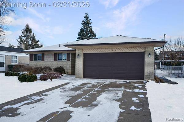 13424 Cloverlawn Drive, Sterling Heights, MI 48312