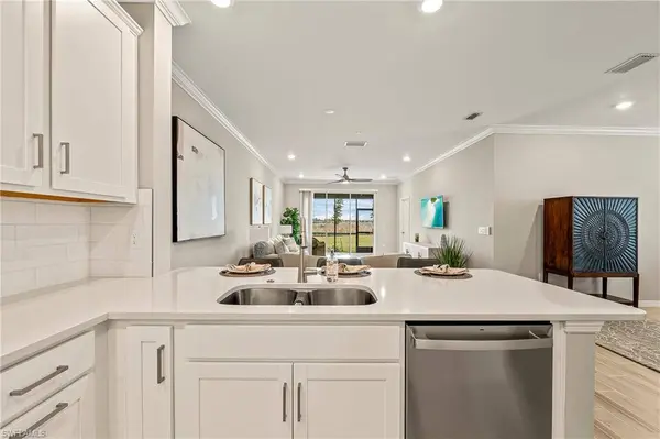 11821 Venetian Lagoon DR #104, Fort Myers, FL 33913