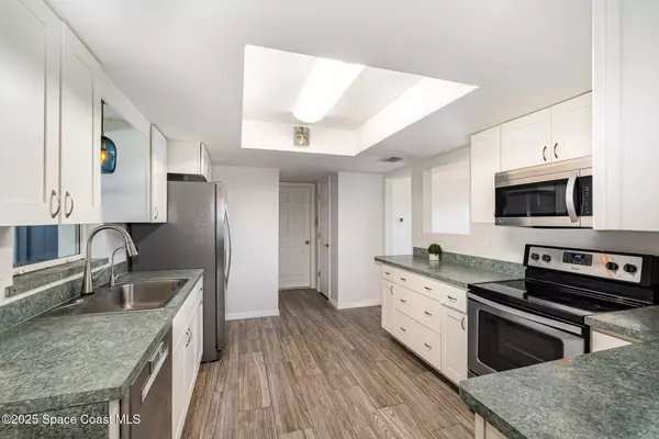 570 Belair AVE, Merritt Island, FL 32953