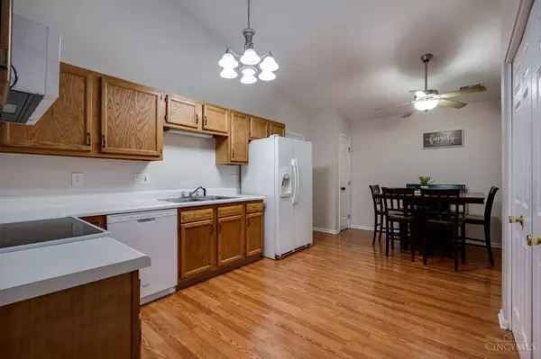 844 Stanford Ct, Trenton, OH 45067