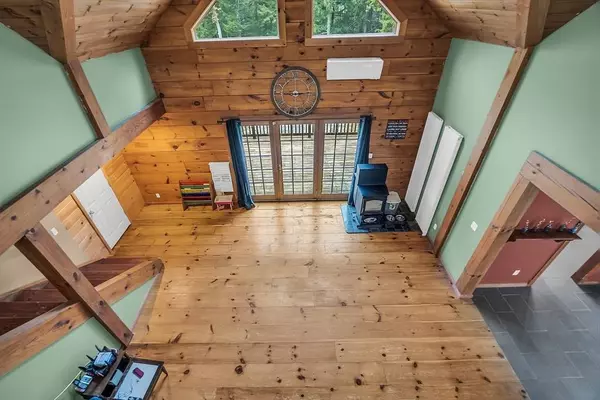 61 Shadow Ln, Orange, MA 01364