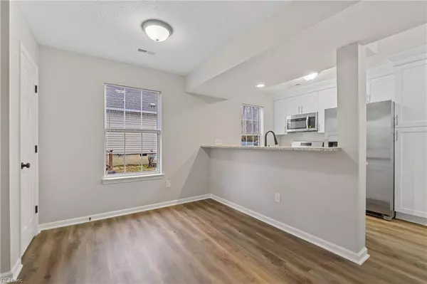 210 East ST, Smithfield, VA 23430