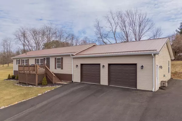 2537 Old Baltimore RD, Draper, VA 24324