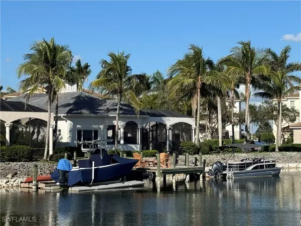 10640 Via Milano DR, Miromar Lakes, FL 33913