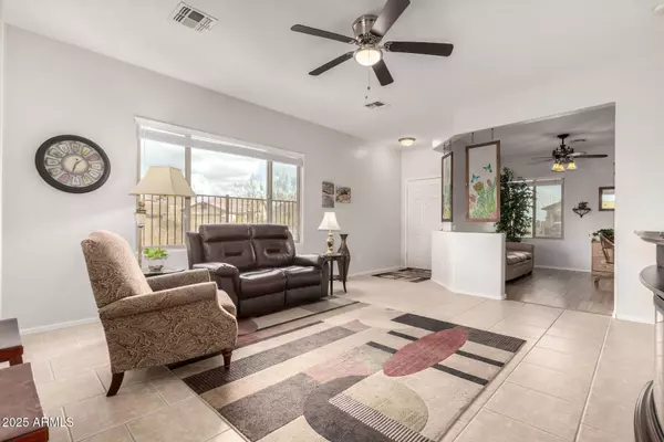 8142 S OPEN TRAIL Lane, Gold Canyon, AZ 85118