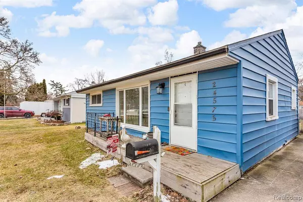 24575 CUNNINGHAM Avenue, Warren, MI 48091