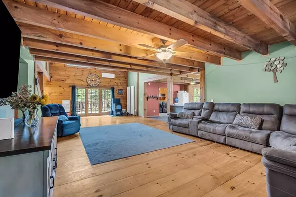 61 Shadow Ln, Orange, MA 01364