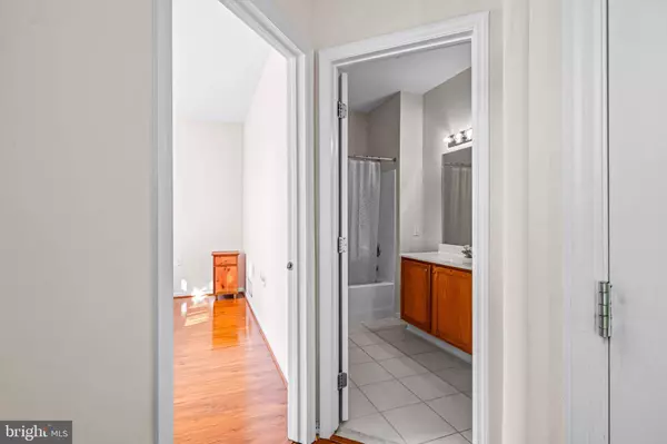 16 TULIP CT, Marlton, NJ 08053