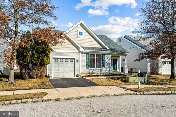 16 TULIP CT, Marlton, NJ 08053