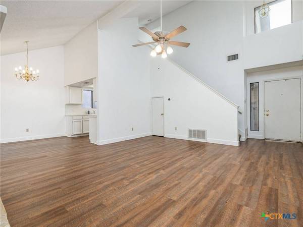 400 El Secreto ST, Buda, TX 78610