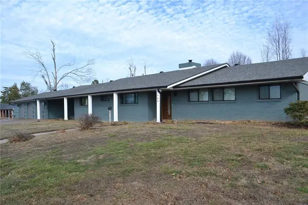 909 S 14Th Pl, Rogers, AR 72756