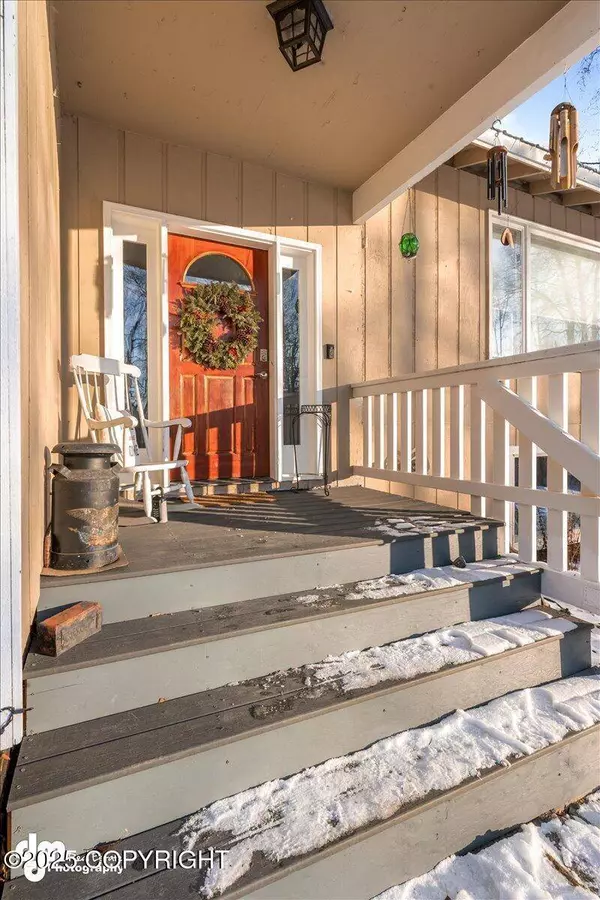 15811 Division ST, Chugiak, AK 99567