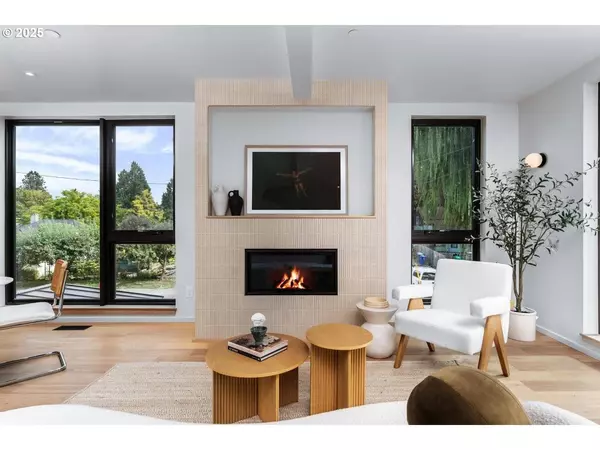 4611 N Campbell, Portland, OR 97217