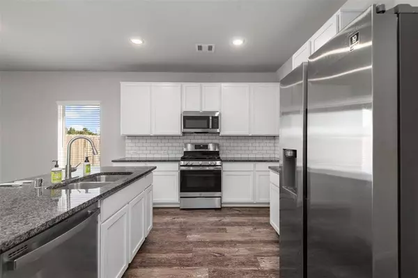 24034 farmstead DR, Hockley, TX 77447