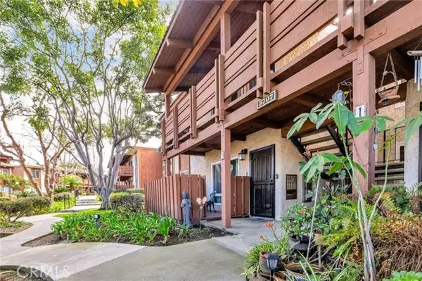 3707 Country Club DR 3, Long Beach, CA 90807