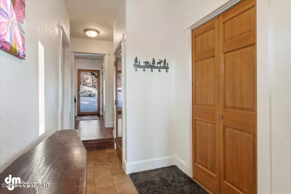 15811 Division ST, Chugiak, AK 99567