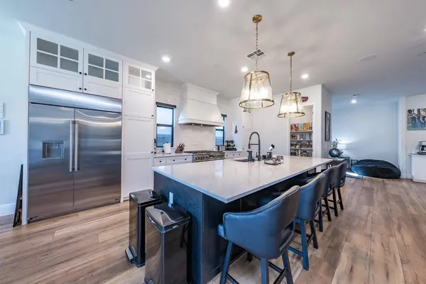 2041 N Preuss AVE, Clovis, CA 93619