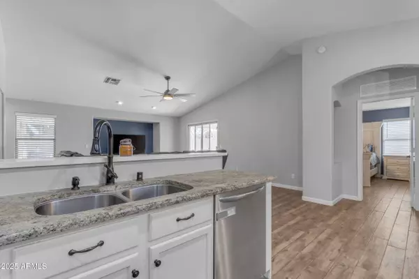 4817 E THUNDERBIRD Drive, Chandler, AZ 85249