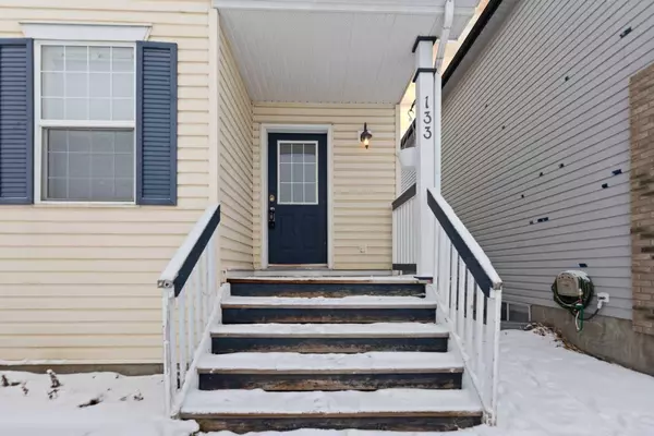 133 Covepark CRES NE, Calgary, AB T3K 5X7