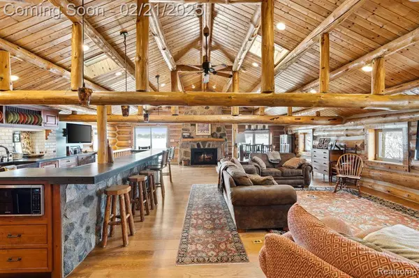 4474 Cass Elizabeth Road, Waterford, MI 48328