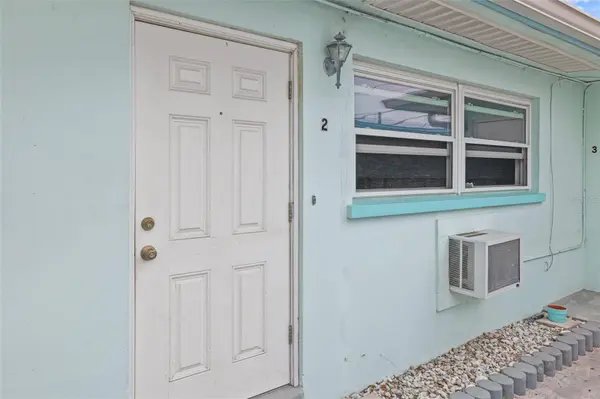 13368 1ST ST E, Madeira Beach, FL 33708