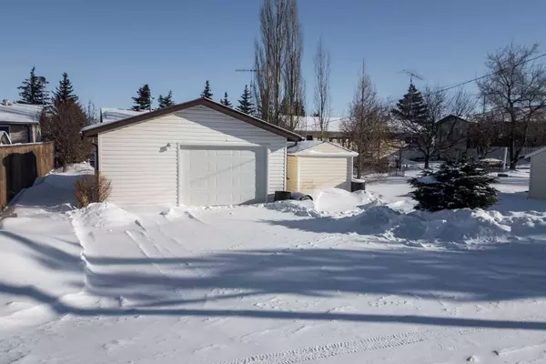 405 Haultain AVE, Heisler, AB T0B 2A0