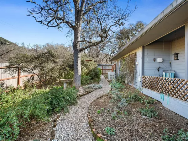 3191 Black Bart TRL, Redwood Valley, CA 95470