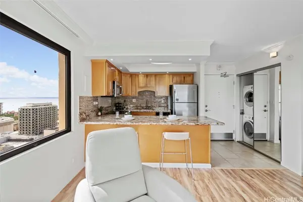 2140 Kuhio AVE #2501, Honolulu, HI 96815