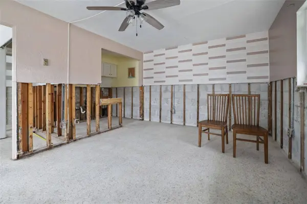 13368 1ST ST E, Madeira Beach, FL 33708