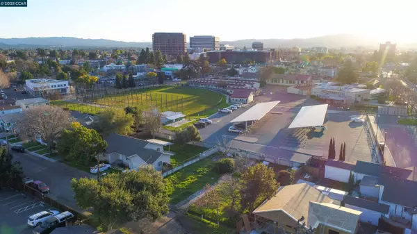 1985 N 3Rd St, Concord, CA 94519