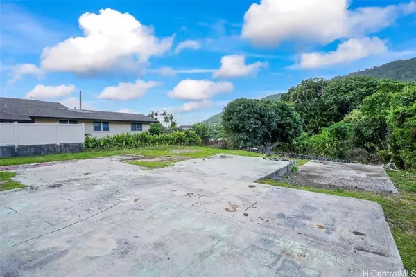 3252 Lower RD, Honolulu, HI 96822