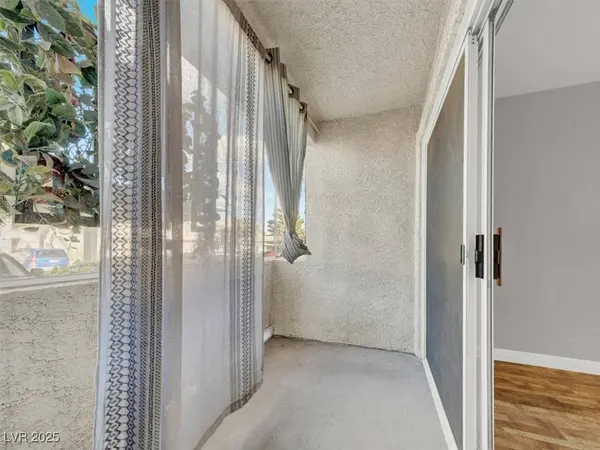 3425 E Russell Road #114, Las Vegas, NV 89120