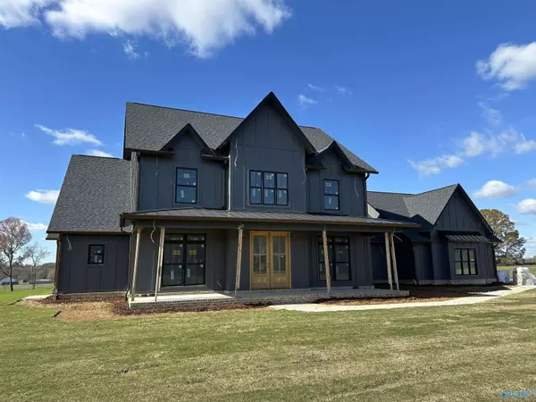 112 Sydney School Way, Hazel Green, AL 35750